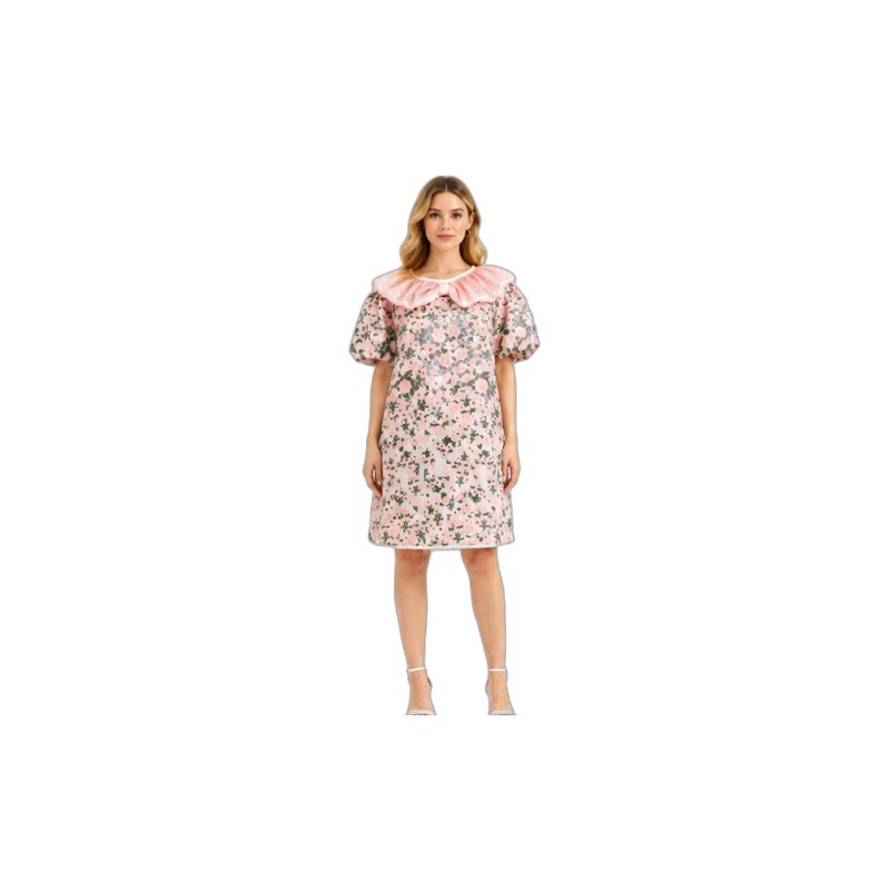 SV26-80 &ndash; Pink Floral Jacquard Mini Dress with Satin Bow Collar - Puff Sleeve Romantic Dress for Women Wholesale
