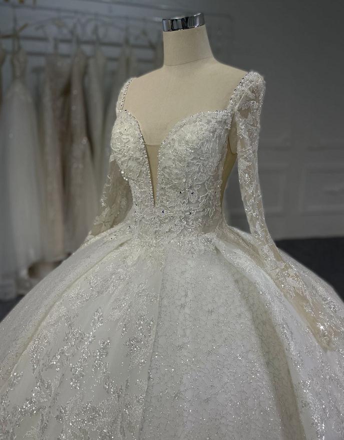 LB11 OEM LB11 LONG SLEEVES V NECKLINE AND LONG TRAIN - wholesale wedding dress